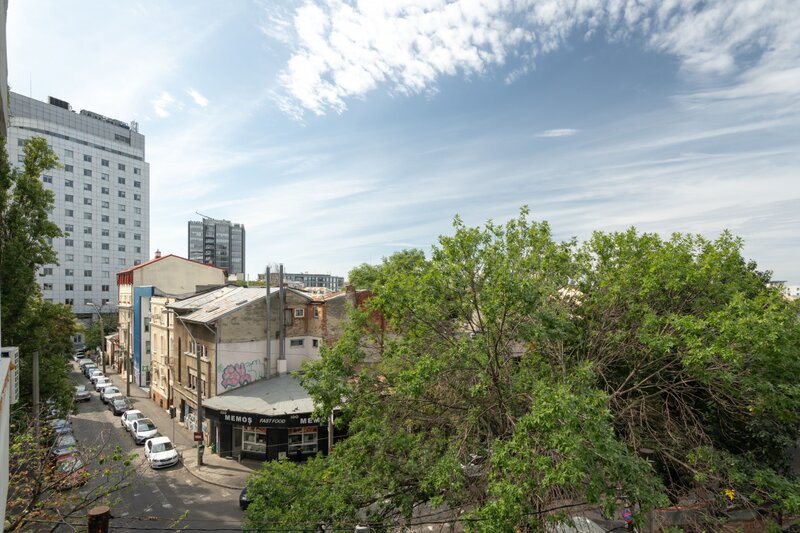 Piata Victoriei vanzare garsoniera